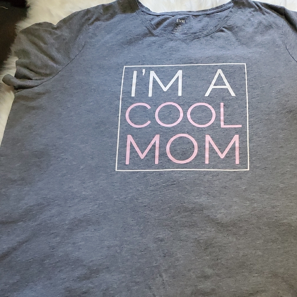 Womens 4 XL EVRI Charcoal Tee with Pink and White 'I'm a Cool Mom' Design